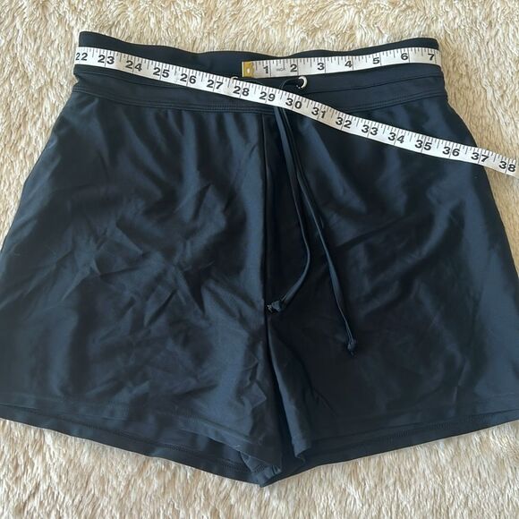 Two piece black bathing suit size medium - Picture 9 of 16